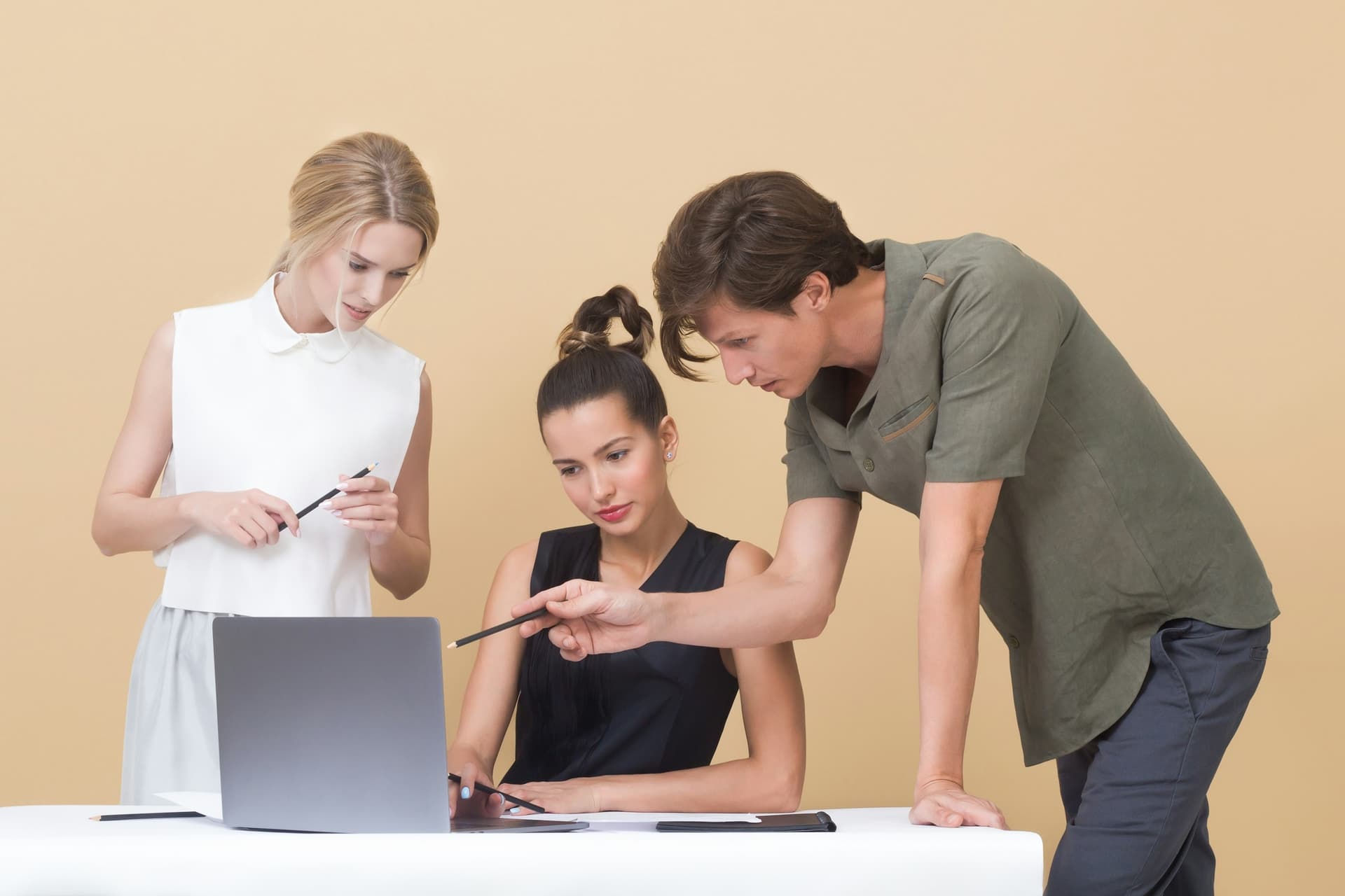 GlobeVM team collaborating on IT infrastructure
